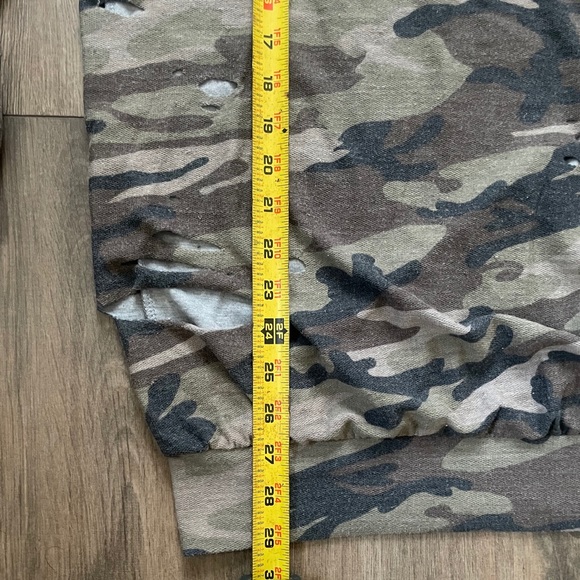 Host Pick 💫 Distress Camo Tunic - Picture 10 of 13